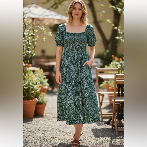o.p.t Dresses & Skirts - O.P.T. River Midi Dress Green Abstract Paisley Women’s Large